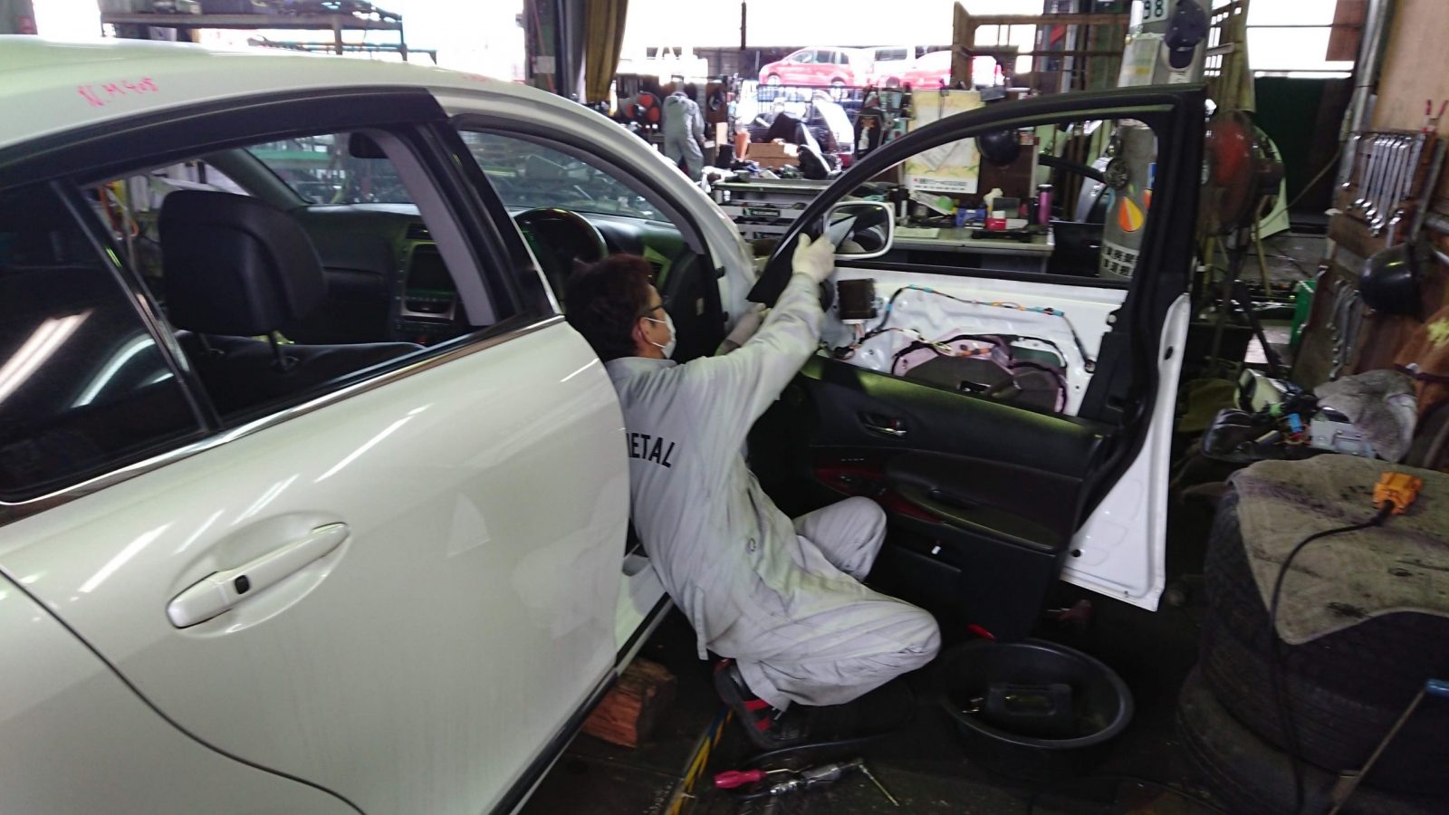 昭和メタル　イメージ２